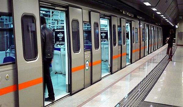 Φάρσα το τηλεφώνημα για βόμβα στο μετρό Μοναστηράκι – Αποκαθίσταται σταδιακά η κυκλοφορία