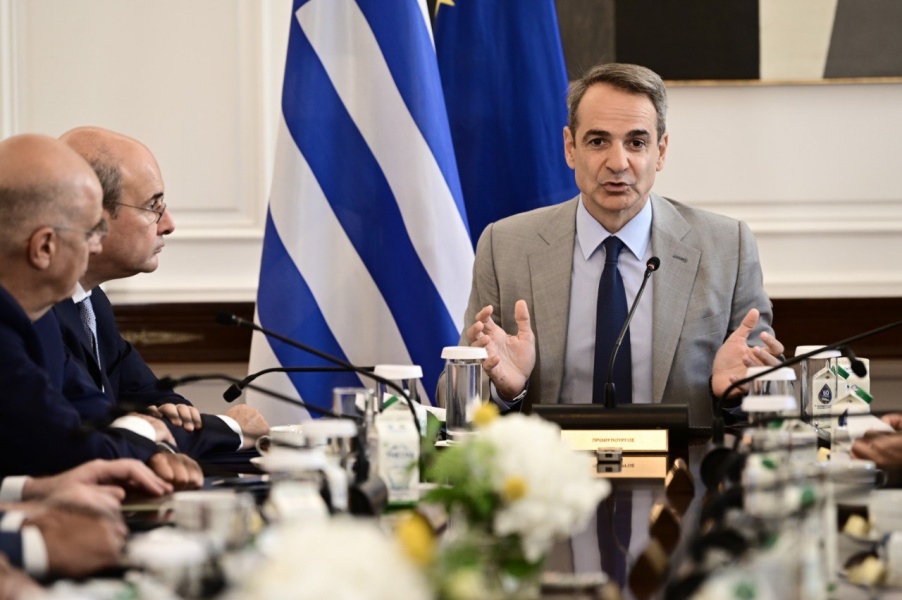 Πληροφορίες ότι έρχεται ανασχηματισμός - Ποια υπουργεία και πρόσωπα θα αφορά