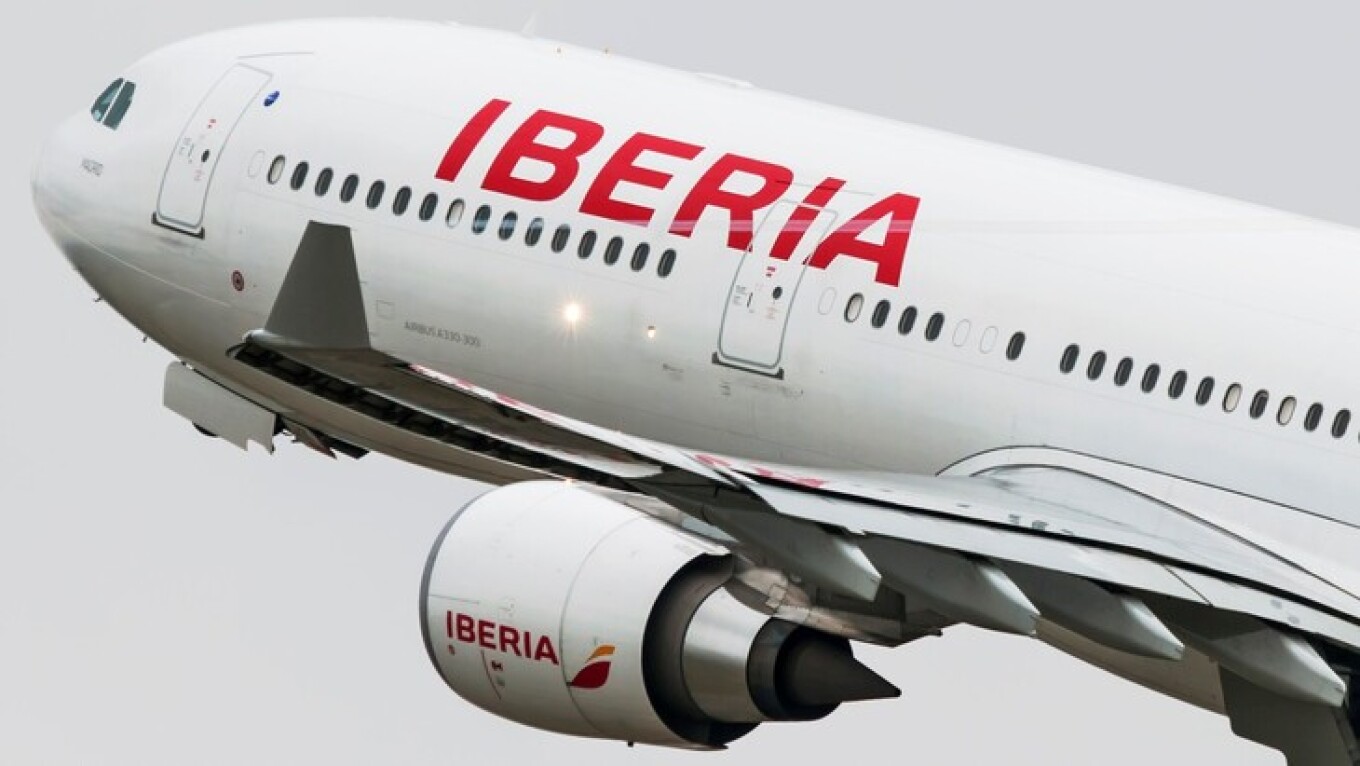 Ταλαιπωρία στην Ισπανία - Απεργεί η αεροπορική εταιρεία Iberia κι ακύρωσε 400 πτήσεις