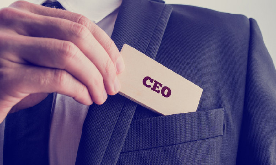 Οι CEO έβγαλαν ήδη τους μισθούς ενός μέσου εργαζόμενου για το 2024