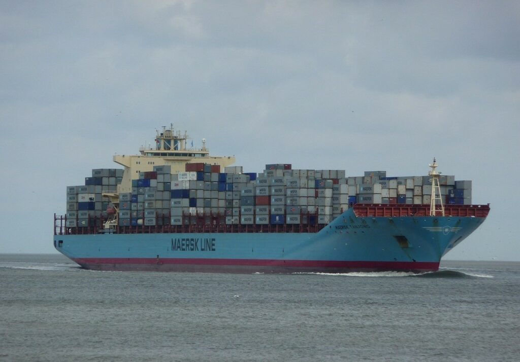Υεμένη - Χούθι: Έγιναν στόχος δύο πλοία της Maersk - Το αμερικανικό Πολεμικό Ναυτικό αναχαίτισε πυραύλους