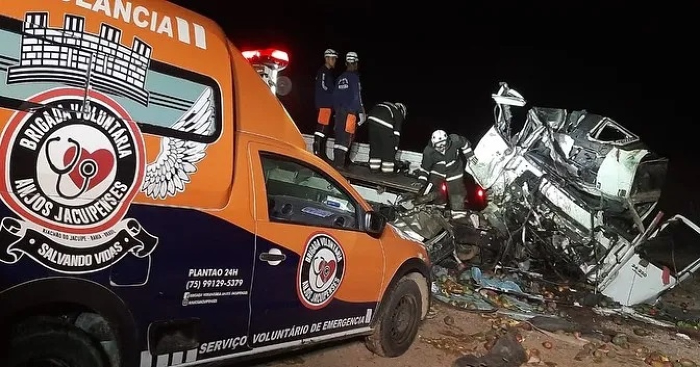 Βραζιλία: Σφοδρό δυστύχημα λεωφορείου με φορτηγό - 25 νεκροί (ΒΙΝΤΕΟ)