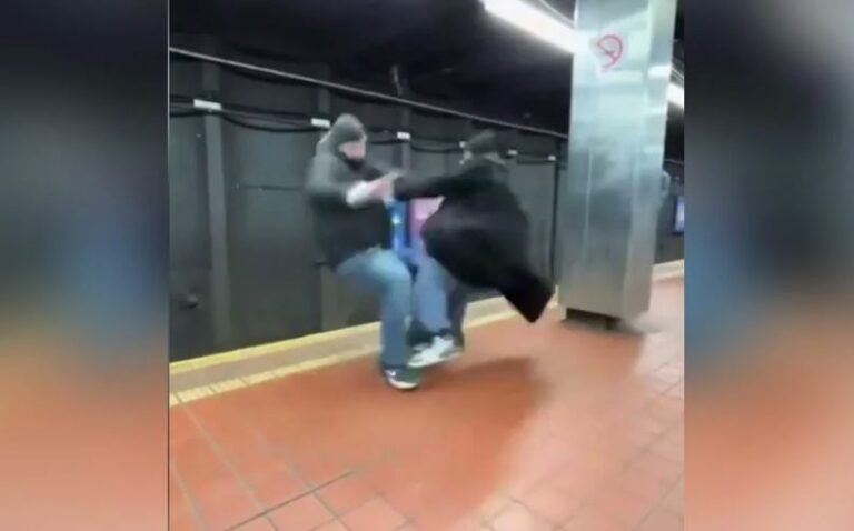 Σκληρό βίντεο: Τον έσπρωξε στο μετρό μετά από καυγά και πέθανε