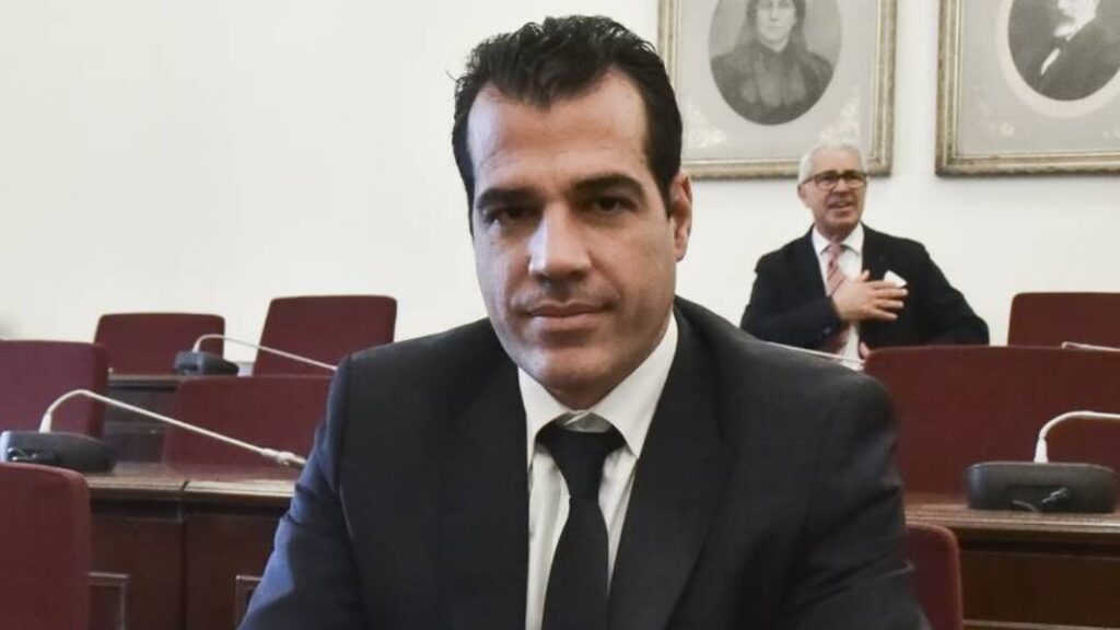 Θ.Πλεύρης για ομόφυλα ζευγάρια: Έχω αποφασίσει τι θα κάνω -Σημαντικό να ακουστούν τα επιχειρήματα στον δημόσιο διάλογο