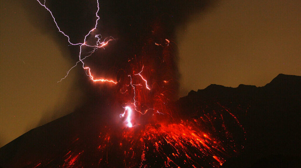 240113190155_sakurajima-volcano