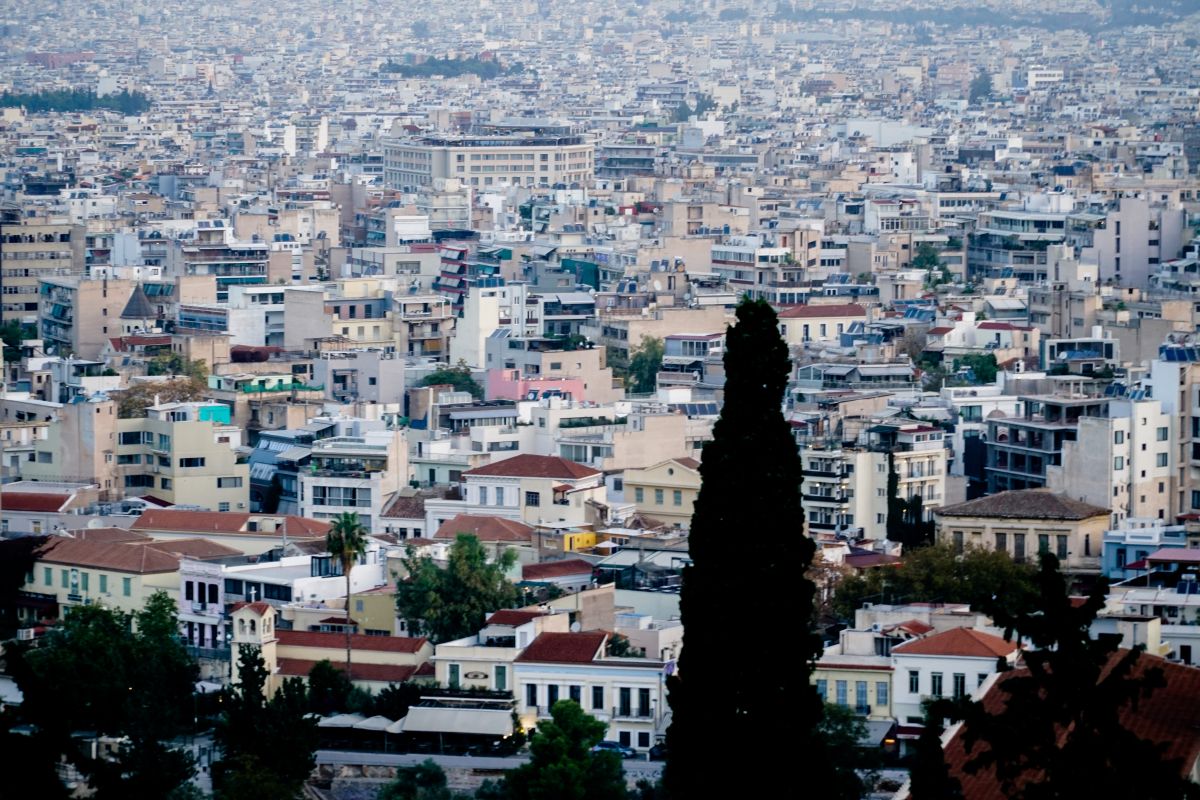 Spitogatos: Οι πιο δημοφιλείς περιοχές στην Ελλάδα το 2023 για αγορά και ενοικίαση κατοικίας