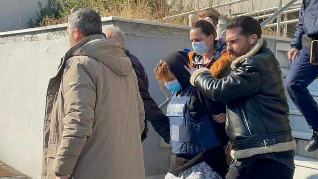 Σοκάρουν τα λόγια της 37χρονης από την Ημαθία: «Σκότωσα τον βρικόλακα»