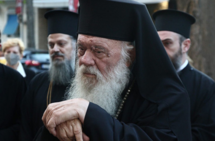 «Βόμβα» Ιερώνυμου: Θα μπορούσε να γίνει δημοψήφισμα για τα ομόφυλα ζευγάρια