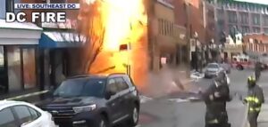 Τρομακτικό βίντεο: Κτίριο ισοπεδώθηκε από έκρηξη αερίου
