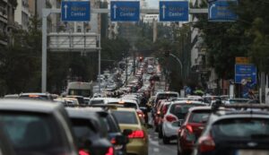 ΕΛΣΤΑΤ: Αύξηση 6% στις πωλήσεις αυτοκινήτων τον Ιούνιο