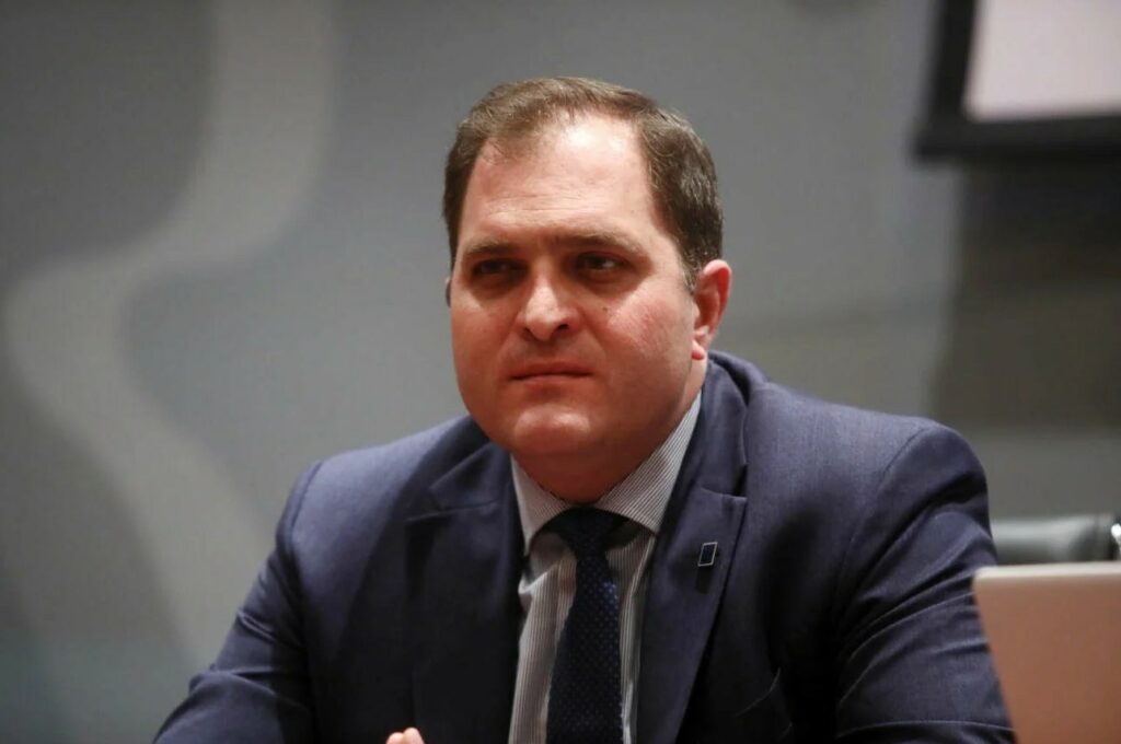 Οι μνηστήρες για την θέση του Πιτσιλή