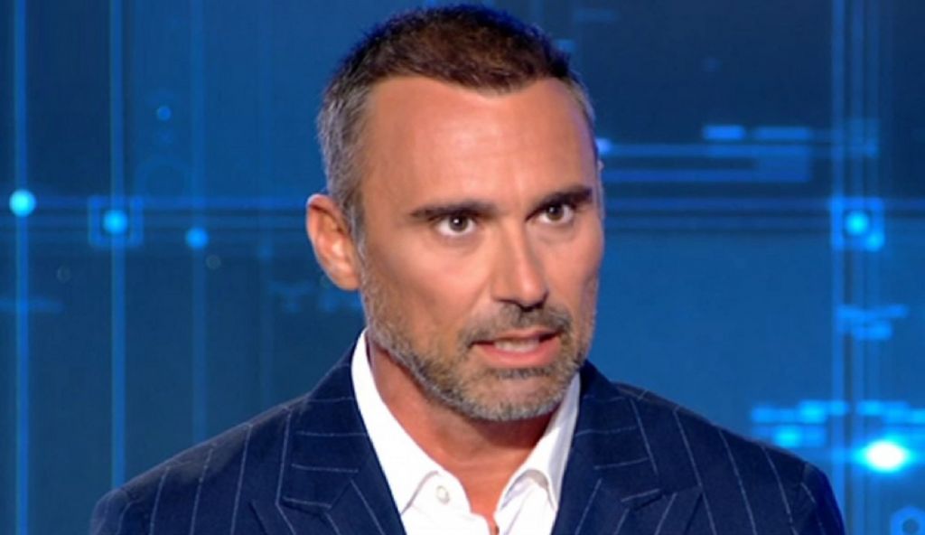 Γιώργος Καπουτζίδης: Ως γκέι δεν μου επιτρεπόταν να έχω όνειρα ως για την προσωπική μου ζωή