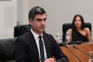 Θανάσης Γλαβίνας: Ο Πρωθυπουργός πρέπει να απολογηθεί αντί να ρίχνει υποκριτικά στάχτη στα μάτια των καταναλωτών