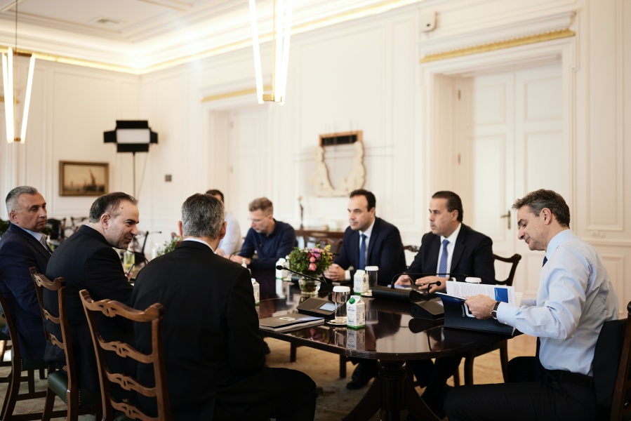 Σύσκεψη υπό τον Μητσοτάκη στο Μαξίμου για τις εφαρμογές της Τεχνητής Νοημοσύνης στην Ελλάδα