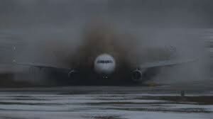 Λιθουανία: Προσγείωση θρίλερ για 179 επιβάτες - Το αεροπλάνο έφυγε από τον διάδρομο και έπεσε σε λάσπες