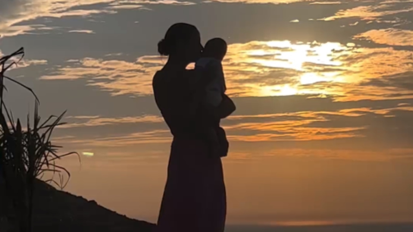 Ελένη Φουρέιρα: Το βίντεο που ανέβασε για τα πρώτα γενέθλια του γιου της