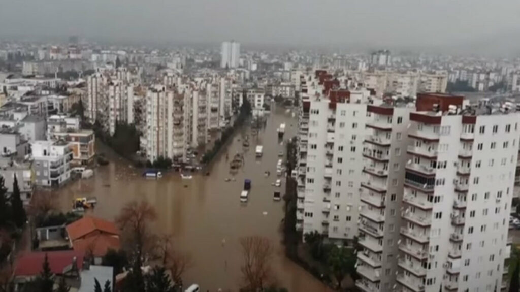 Τουρκία: Εκτεταμένες ζημιές άφησε πίσω της η κακοκαιρία με έναν νέκρο (ΒΙΝΤΕΟ)