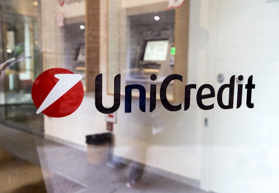 Έκπληξη από την UniCredit: Προσφορά 10,1 δισ. ευρώ για την εξαγορά της Banco BPM