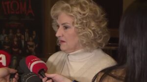 Υρώ Μανέ: Εκενυρίστηκε μπροστά στις κάμερες - Συγγνώμη αυτό που λέτε τώρα πού κολλάει;