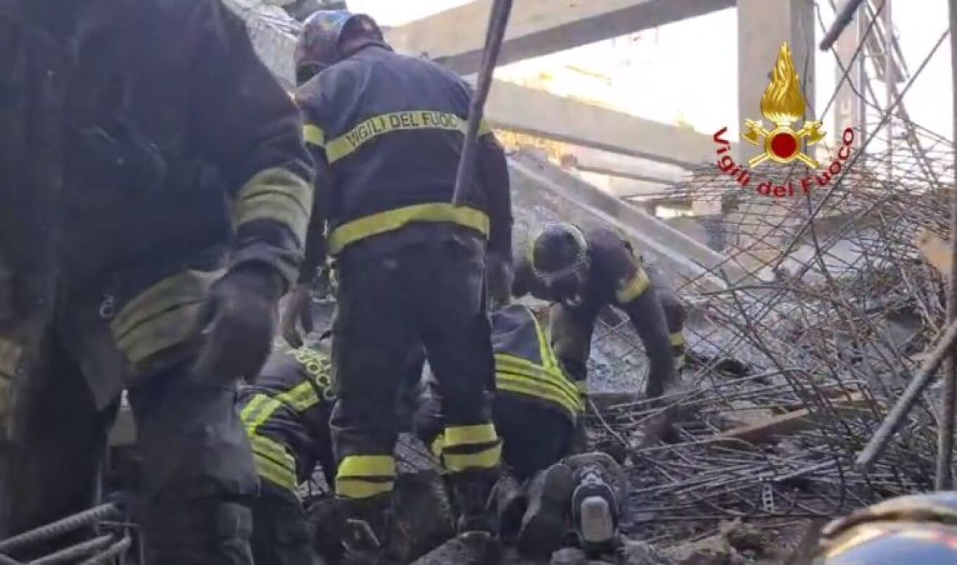 Φλωρεντία: Κατάρρευσε κτίριο σε εργοτάξιο - Τουλάχιστον δυο νεκροί