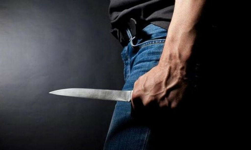 Παρίσι άνδρας νεκρός απειλή αστυνομικών με χασαπομάχαιρο