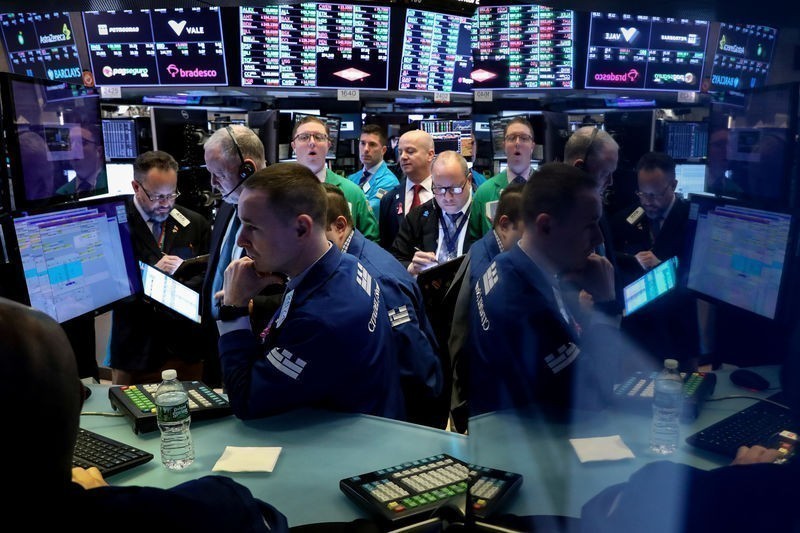 Wall Street: Στα κόκκινα και πάλι οι δείκτες