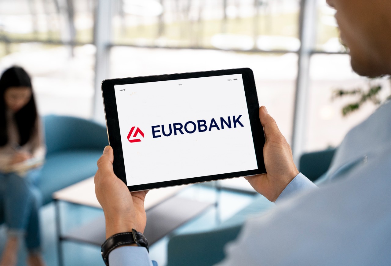 vEurobank: Ψήφος εμπιστοσύνης από τους επενδυτές - Σε ξένους το 80% του ομολόγου
