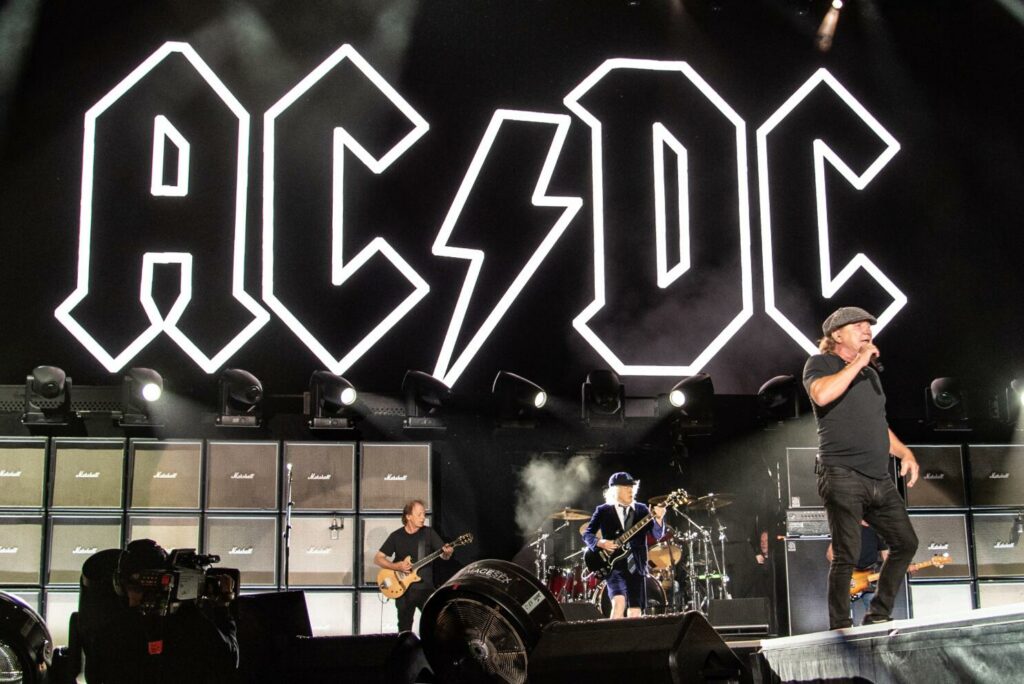 AC/DC