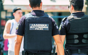 Θεσσαλονίκη: Επίθεση με τσεκούρι έξω από πιτσαρία