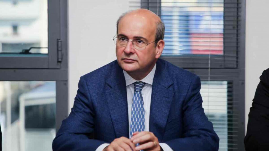 Χατζηδάκης: Με συνοπτικές διαδικασίες οι προσλήψεις για τις θυγατρικές του Υπερταμείου