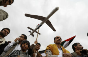 ΗΠΑ: Κατέστρεψαν αντιπλοϊκούς πυραύλων των Χούθι