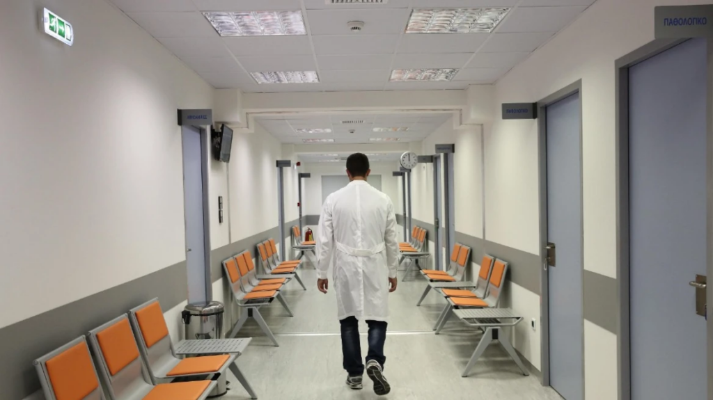 Καλαμάτα: Νέο κρούσματα μηνιγγίτιδας - Μαθητής Λυκείου στο νοσοκομείο