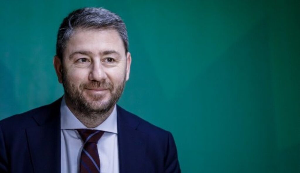 Νίκος Ανδρουλάκης: Συγχαρητήρια Γιώργο Λάνθιμε για το … τετράποντο