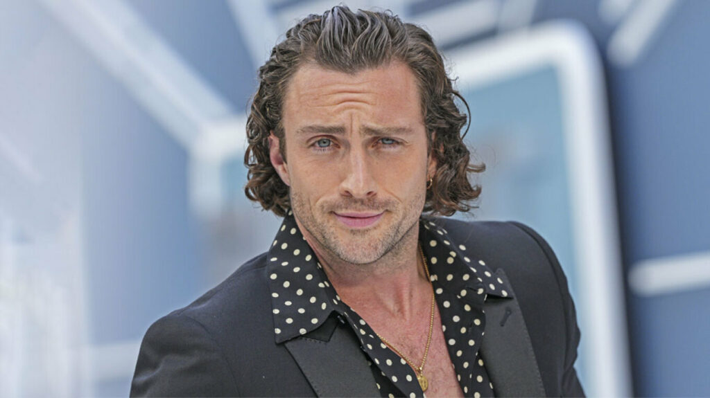 240319165435_aaron-taylor-johnson-arthro