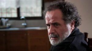 Θοδωρής Κατσαφάδος: Είπαν στον Πολυδερόπουλο ότι δεν θα είναι στην παράσταση, όταν γύρισε από το μνημόσυνο του αδελφού του