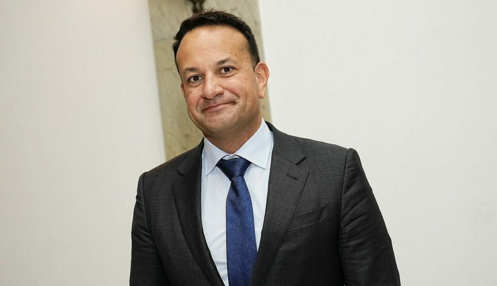 Ιρλανδία: Κυβερνητική κρίση – Παραιτήθηκε ο πρωθυπουργός Λίο Βαράντκαρ