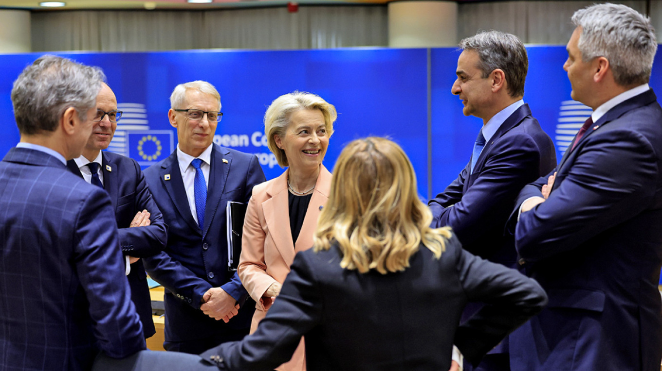 Σύνοδος Κορυφής: Μοιρασμένη η ΕΕ για την έκδοση ευρωομολόγου για την άμυνα