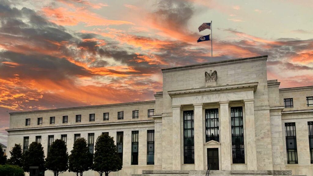 TS Lombard: Οι αγορές δεν θα πτοηθούν από μια άρνηση της Fed να κόψει τα επιτόκια