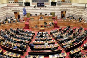 «Όχι» ψήφισαν οι 158 βουλευτές της Νέας Δημοκρατίας και ο ανεξάρτητος βουλευτής Χάρης Κατσιβαρδάς
