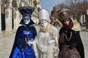 Κέρκυρα: Αναβιώνει το βενετσιάνικο καρναβάλι - Οι δύο γυναίκες που κρατούν τα ηνία 24 χρόνια