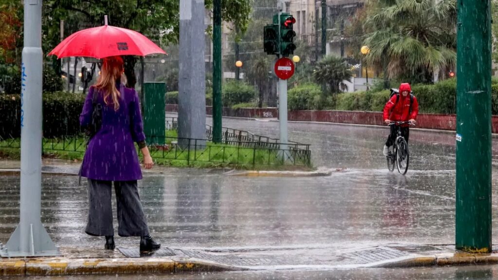 Καιρός: Έρχεται κακοκαιρία από Δευτέρα - Πότε θα εκδηλωθούν καταιγίδες στην Αττική