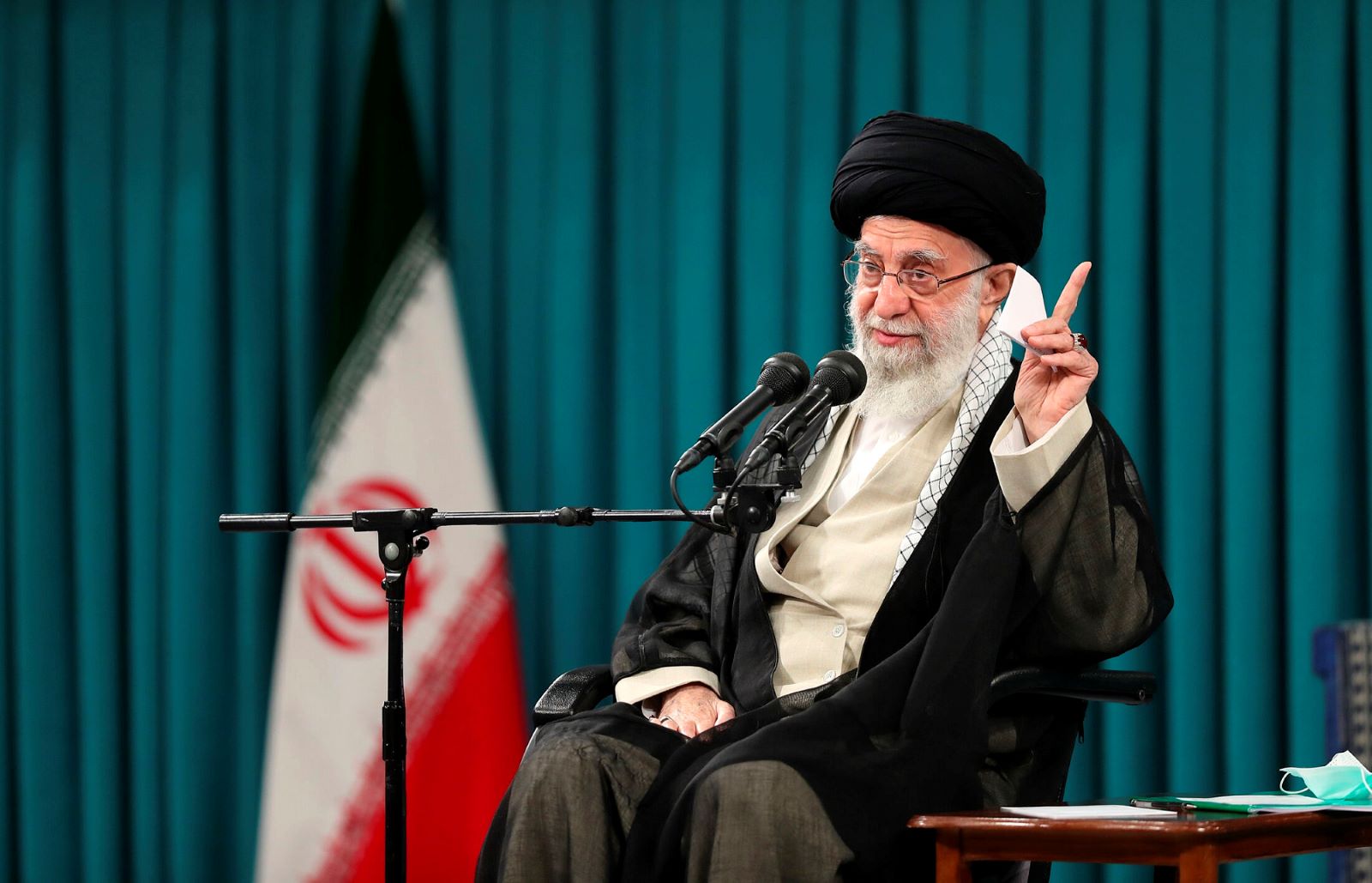 Αγιατολάχ Αλί Χαμενεΐ: Η Τεχεράνη θα τιμωρήσει το Ισραήλ