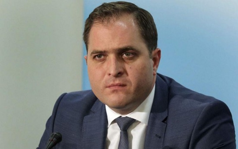 ΑΑΔΕ: Μνημόνιο Συνεργασίας με Helleniq Energy και Motor Oil για τα κατασχεμένα προϊόντα