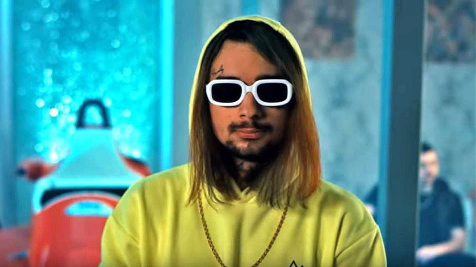 Ο Sin Boy αποκάλυψε τον λόγο που εξαφάνισε το «Mama» από το Youtube