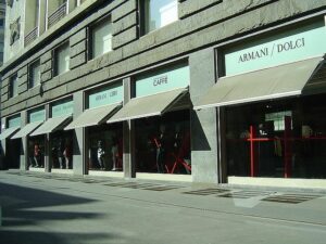 Giorgio Armani: Υπό προσωρινή δικαστική διαχείριση η γνωστή εταιρεία πολυτελών ειδών