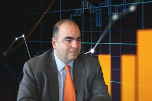 Koντόπουλος: Η μετάταξη του ΧΑ στις ώριμες αγορές, το «αγκάθι» της JP Morgan και ο νέος κανονισμός
