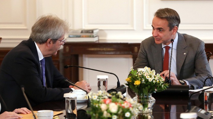 Τζεντιλόνι: Η Ελλάδα τα πηγαίνει αρκετά καλά - Μητσοτάκης: Συνεχίζουμε τις μεταρρυθμίσεις
