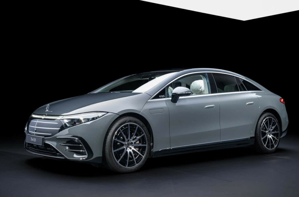 Mercedes EQS: Αυξήθηκε η αυτονομία και οι ανέσεις για τους VIP πίσω επιβάτες