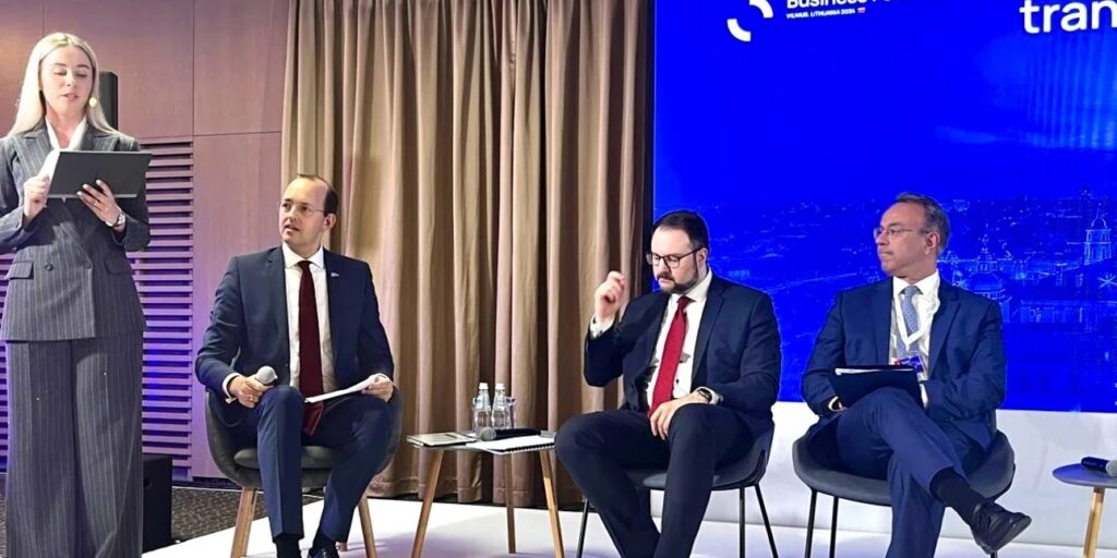 Σταϊκούρας: Υψηλής σημασίας για την Ελλάδα η ανάπτυξη εμπορευματικού διαδρόμου ευρωπαϊκού Βορρά - Νότου