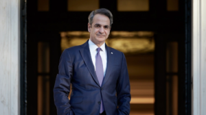 Νέα Δημοκρατία: «Κλειδώνει» το ευρωψηφοδέλτιο της - Συσκέψεις στο Μαξίμου με την επιστροφή Μητσοτάκη